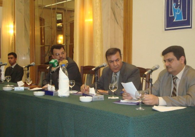 ندوة في فندق السفير عن الانتخابات العراقية 2010